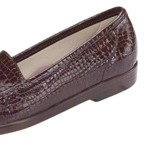 SAS Simplify 5.5 M Brown Leather Loafers Croc Embossed Womens Comfort Shoes - Picture 7 of 11